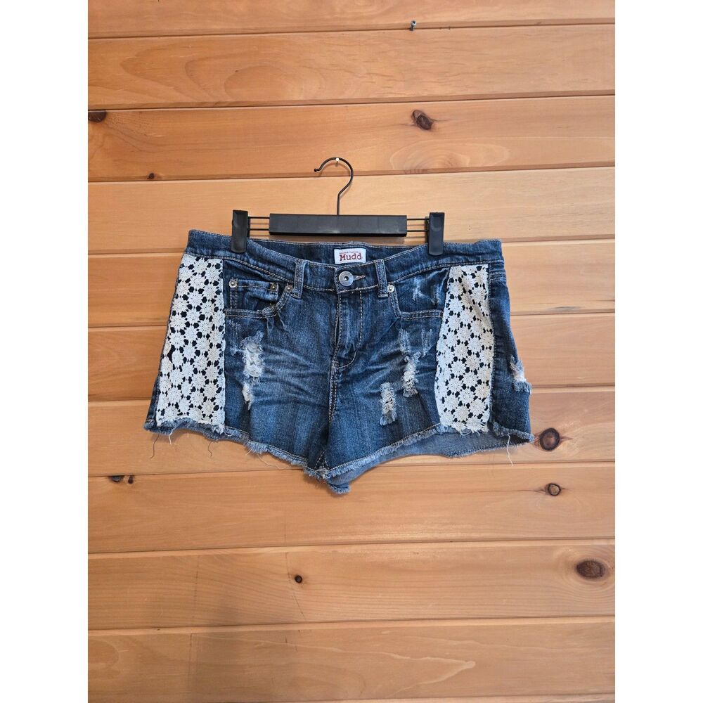 Women's Mudd Y2K Lace Daisy Flower Distressed Ripped Plus Size Denim Shorts 15
